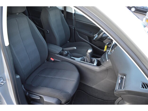 Peugeot-308