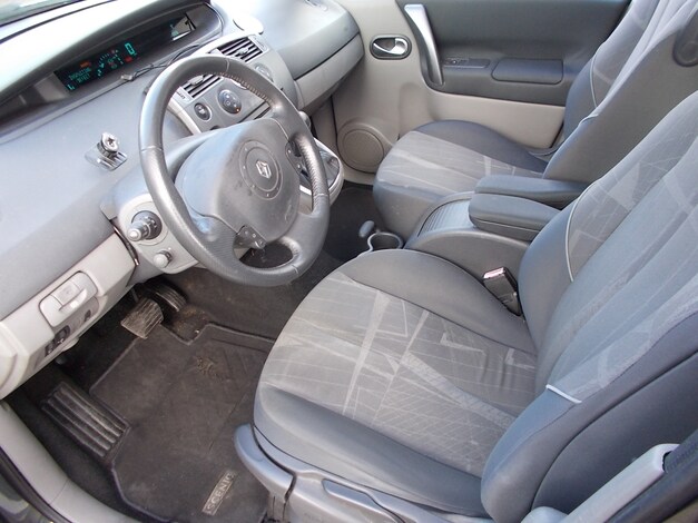 Renault-Scenic