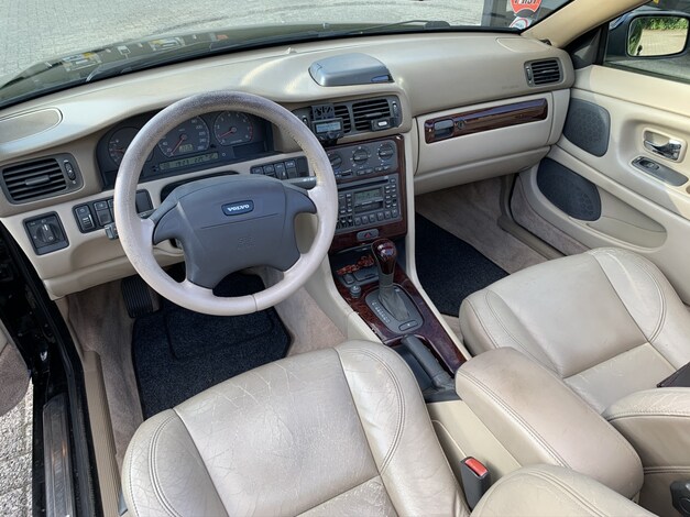 Volvo-C70