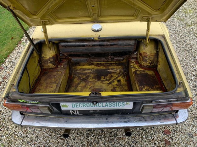 Triumph-TR6