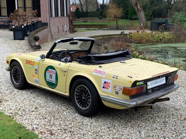 Triumph-TR6