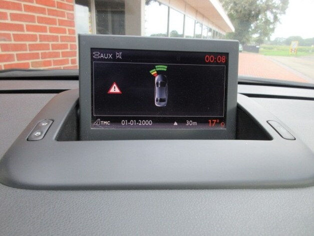 Peugeot-5008