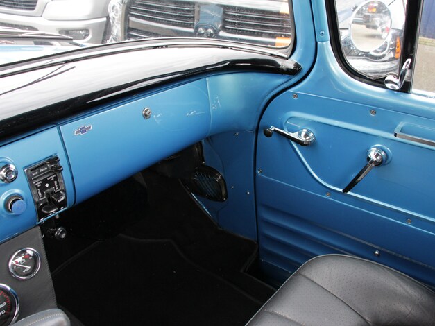 Chevrolet-3200