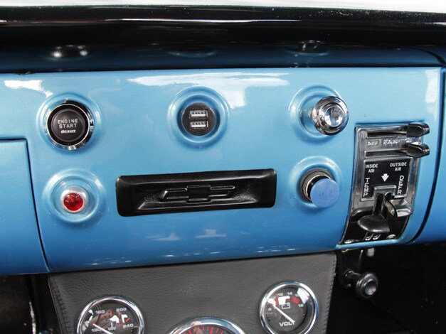 Chevrolet-3200