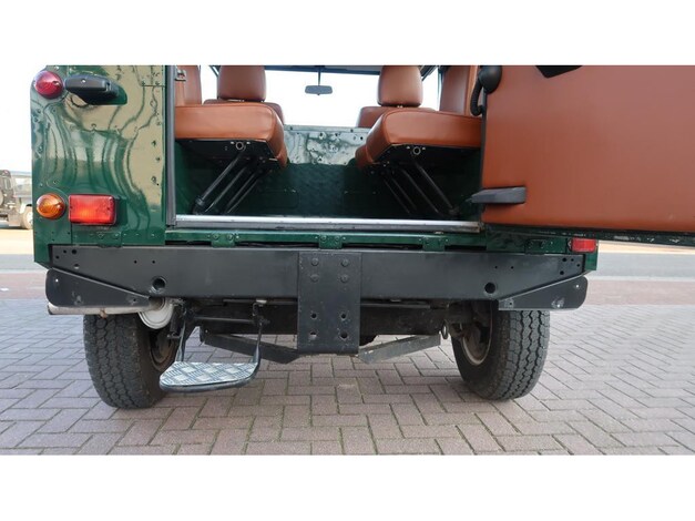 Land Rover-Defender