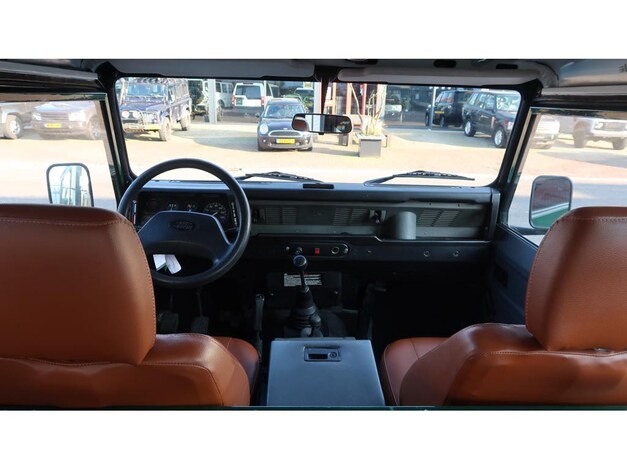 Land Rover-Defender