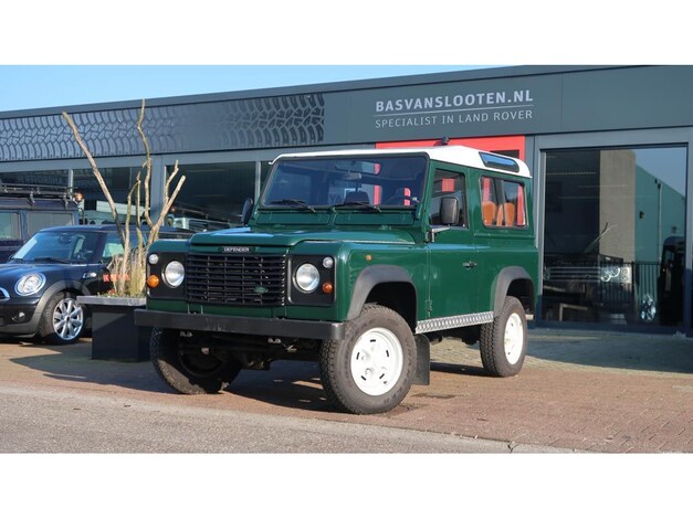 Land Rover-Defender