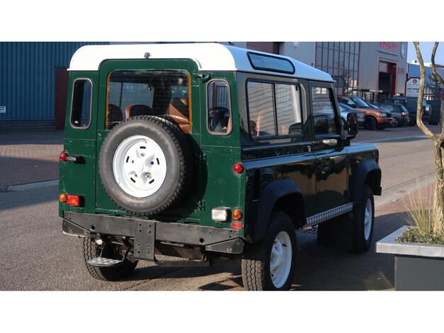 Land Rover-Defender
