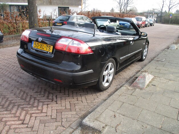 Saab-9-3