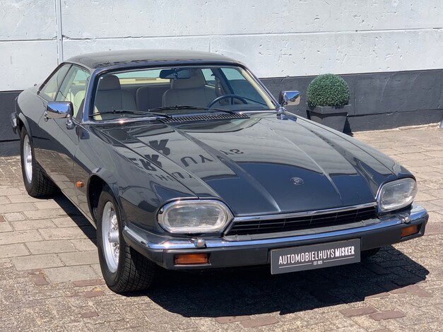 Jaguar-XJ-S