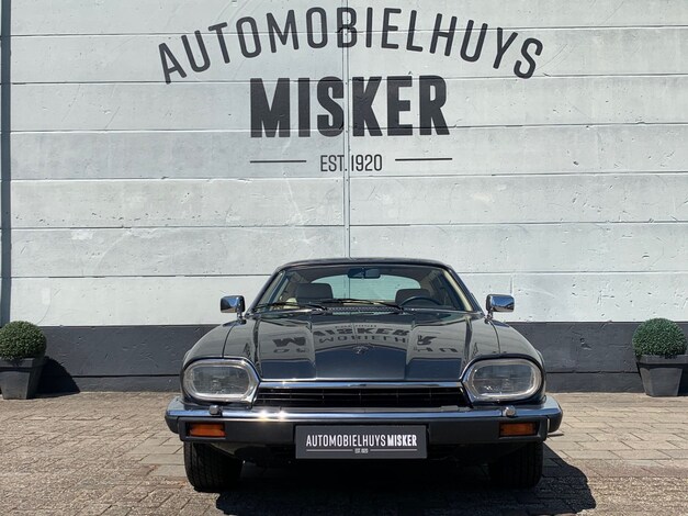 Jaguar-XJ-S