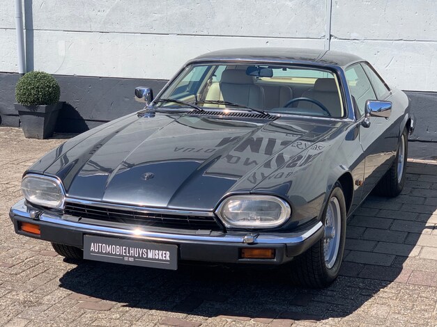 Jaguar-XJ-S
