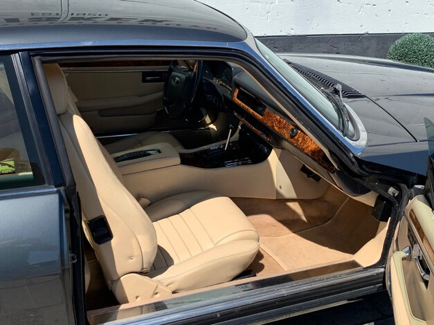 Jaguar-XJ-S