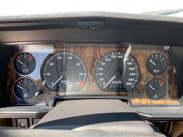 Jaguar-XJ-S