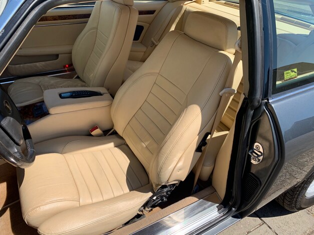 Jaguar-XJ-S