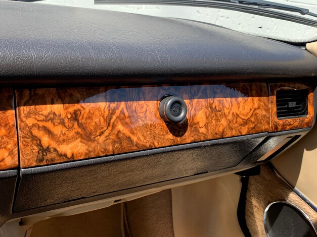 Jaguar-XJ-S