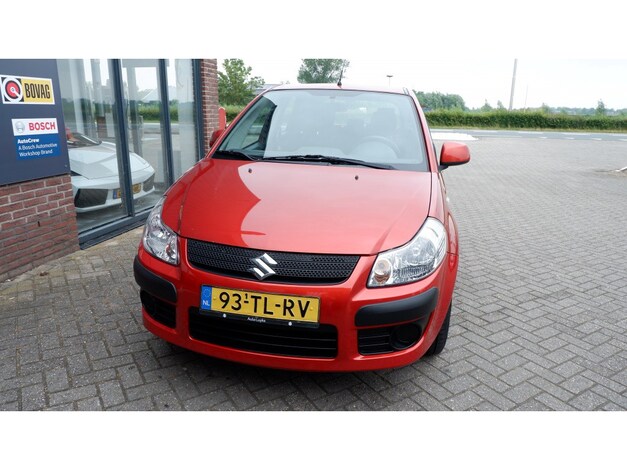 Suzuki-SX4