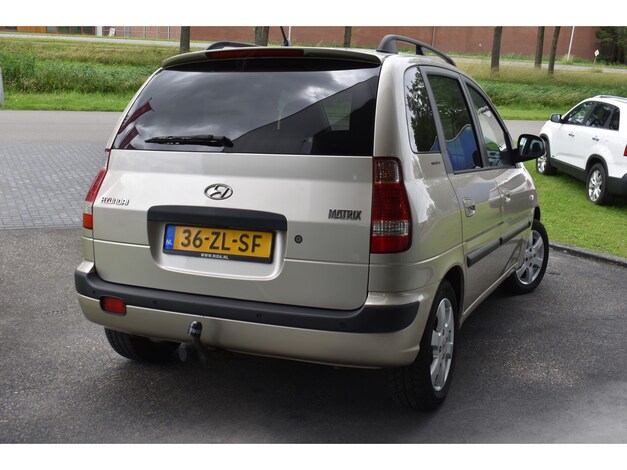 Hyundai-Matrix