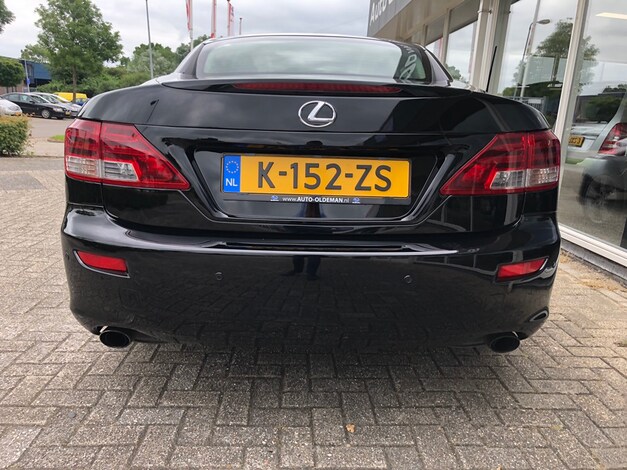 Lexus-IS