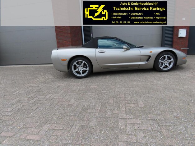 Chevrolet-Corvette