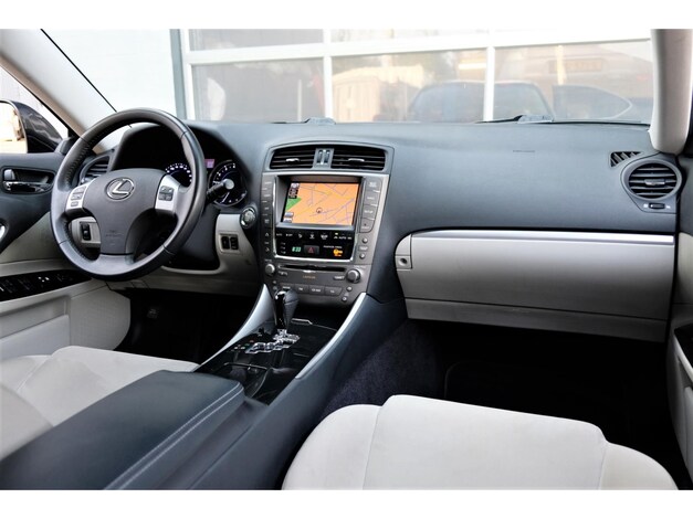 Lexus-IS