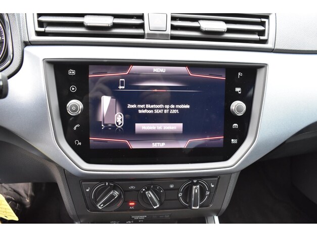 Seat-Arona