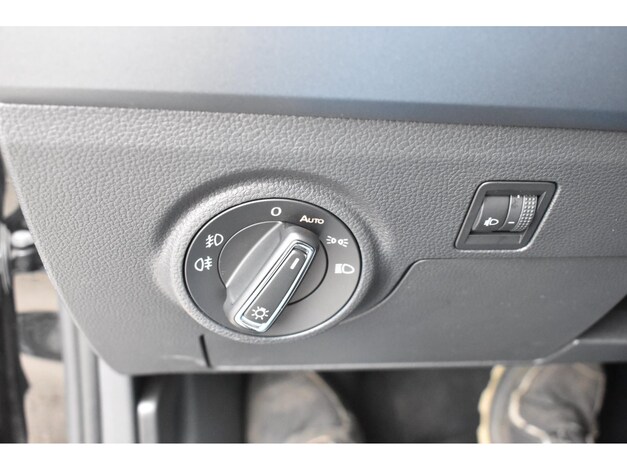 Seat-Arona