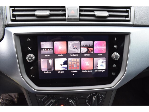 Seat-Arona