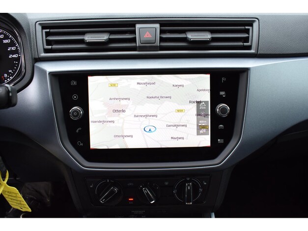 Seat-Arona