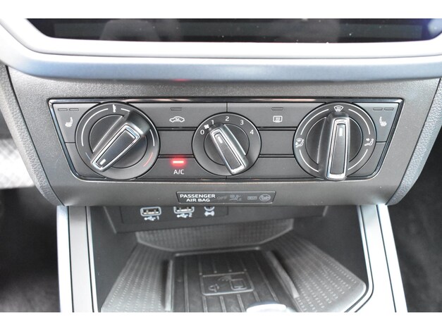 Seat-Arona