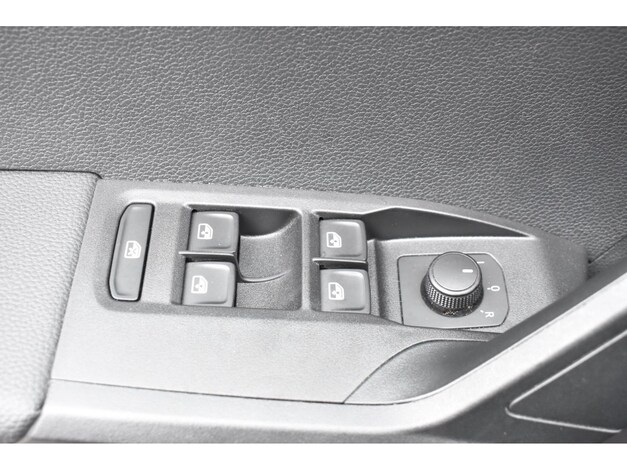Seat-Arona