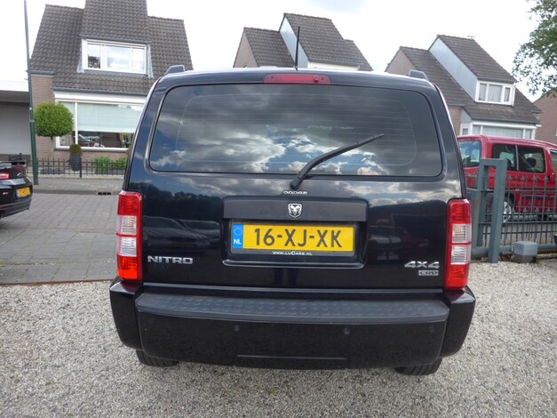 Dodge-Nitro