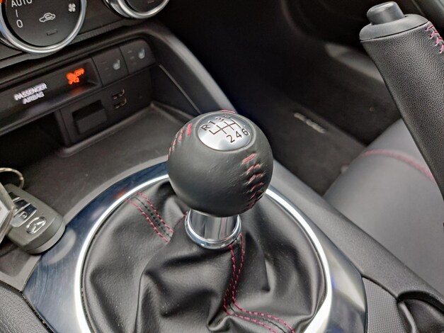 Mazda-MX-5