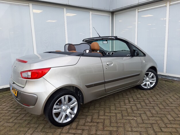 Mitsubishi-Colt