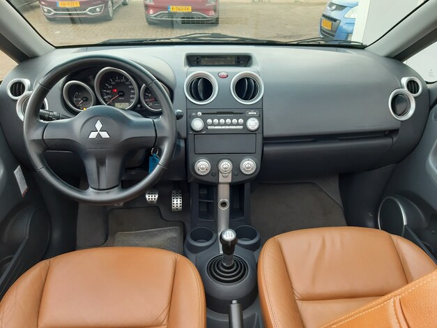 Mitsubishi-Colt