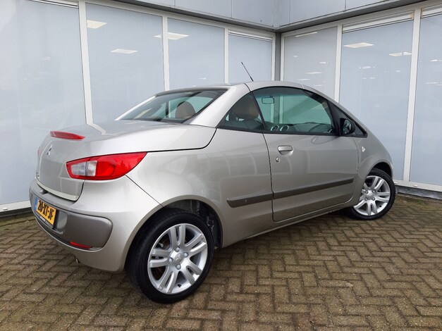 Mitsubishi-Colt
