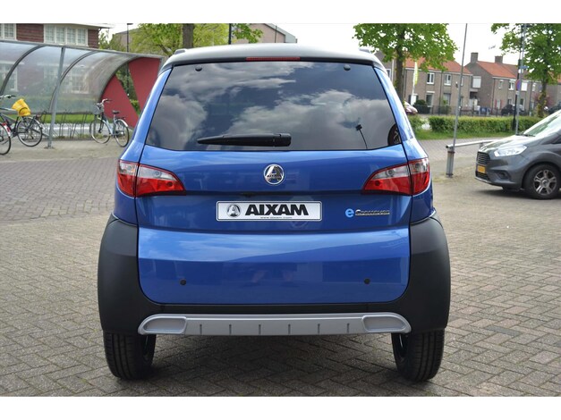 Aixam-S9