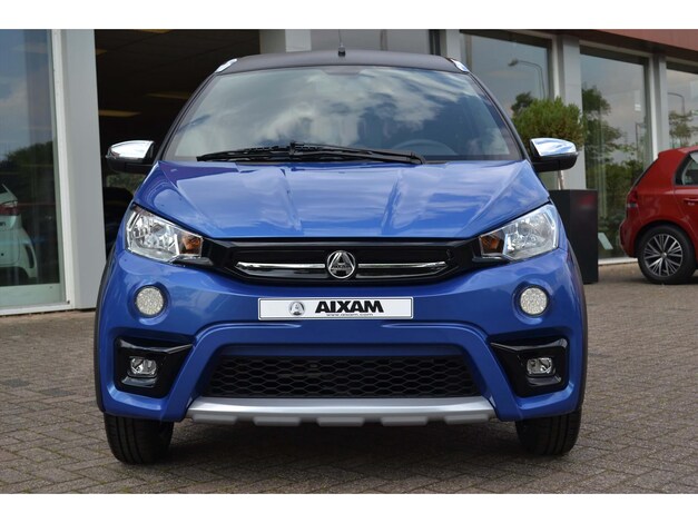 Aixam-S9