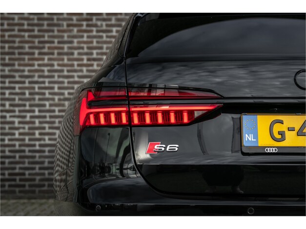 Audi-S6