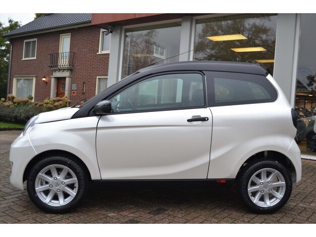Microcar-M.GO