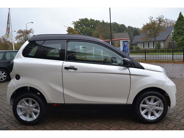 Microcar-M.GO