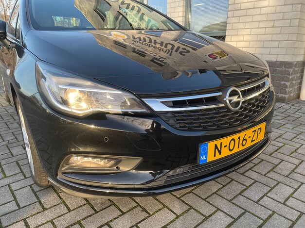 Opel-Astra