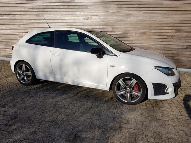 Seat-Ibiza