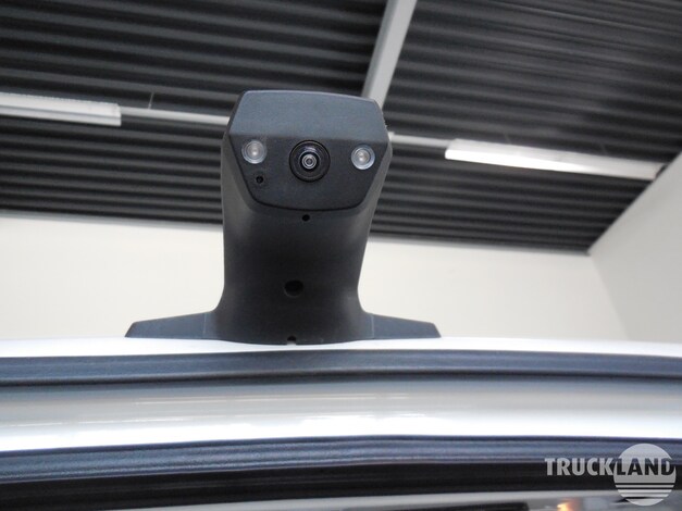 Maxus-EV 80