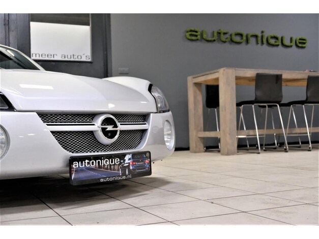 Opel-Speedster