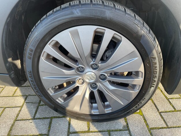 Suzuki-SX4