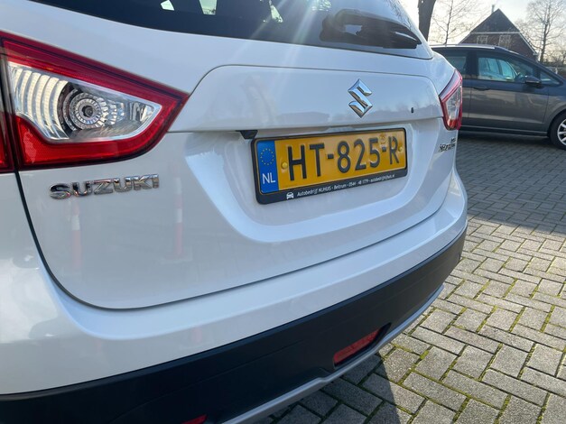 Suzuki-SX4