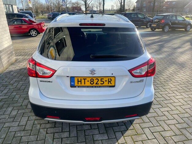 Suzuki-SX4