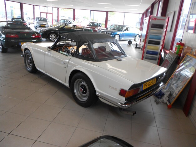 Triumph-TR6