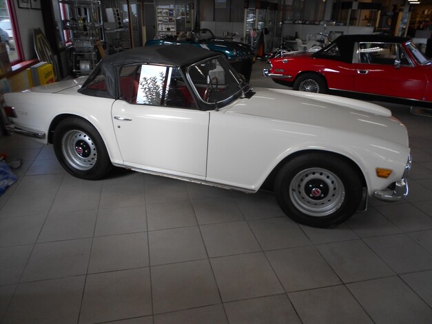 Triumph-TR6